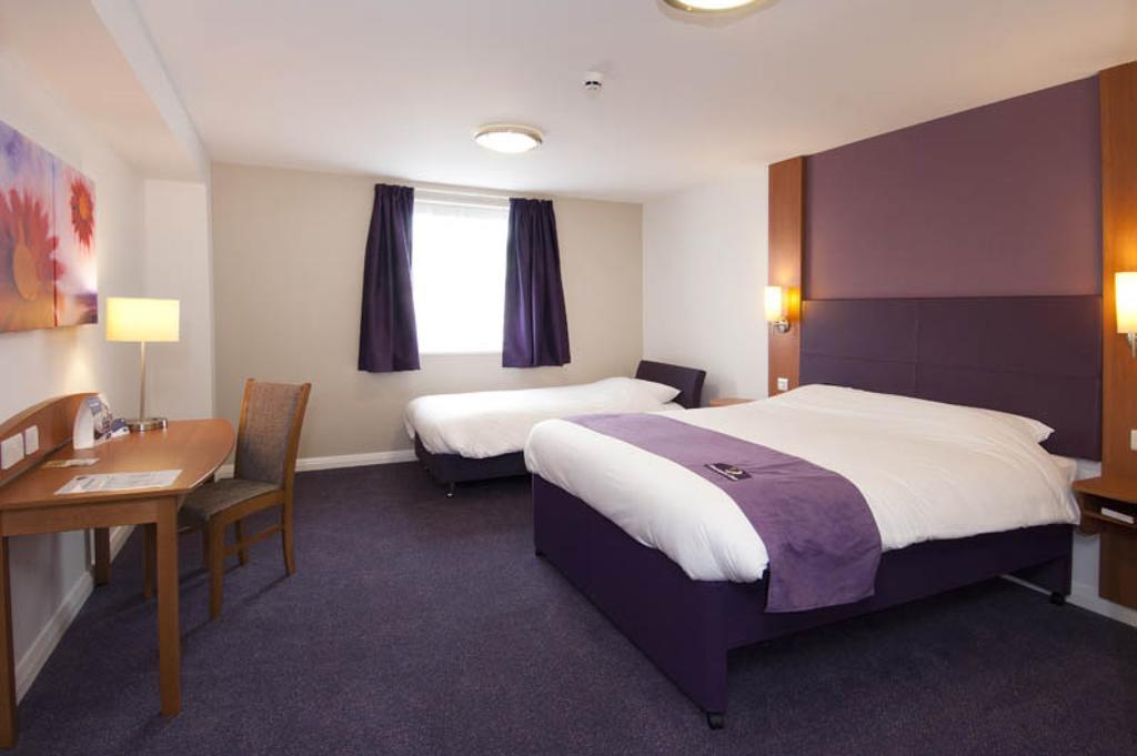 Premier Inn Watford - Croxley Green Номер фото