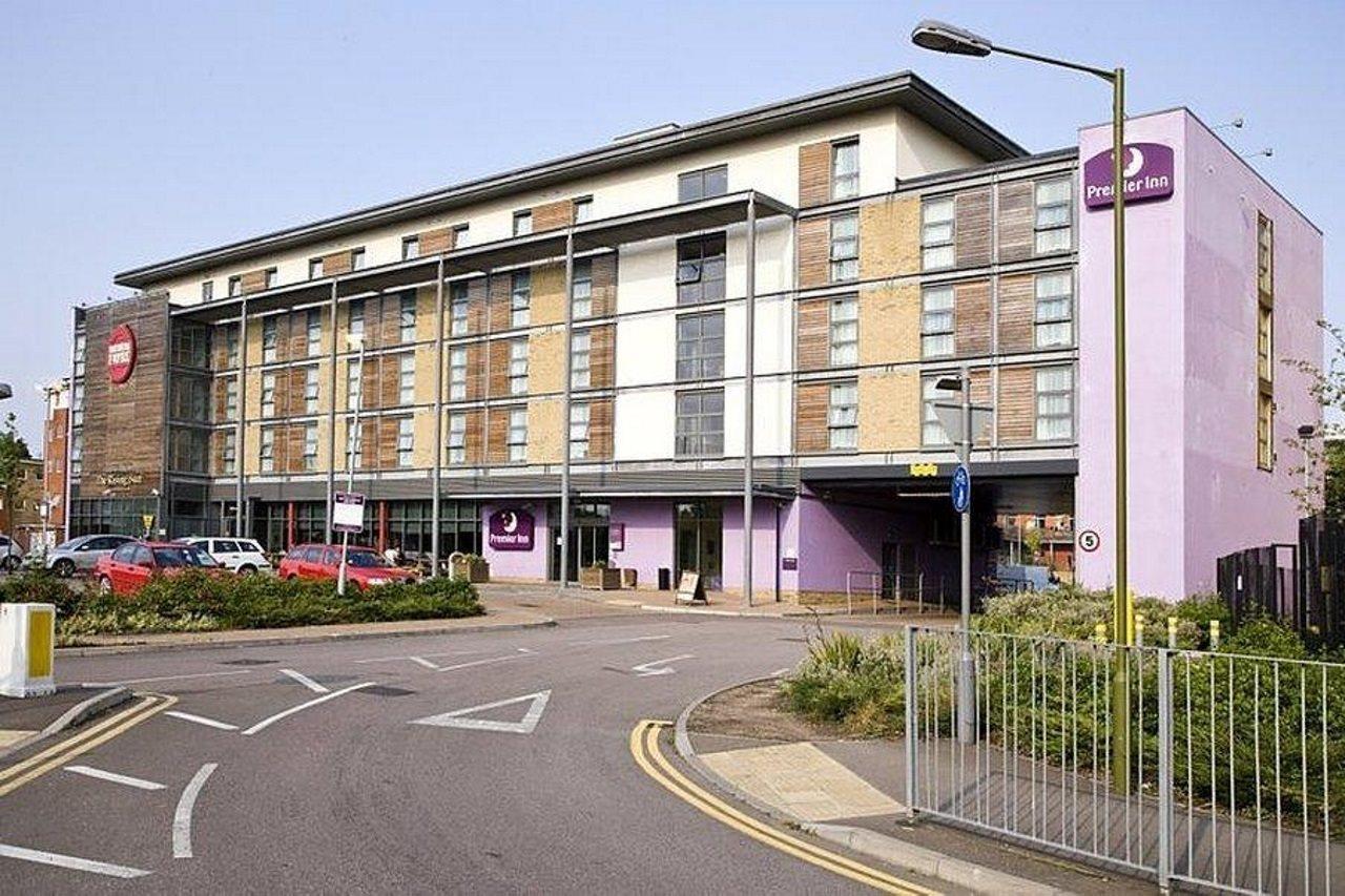 Premier Inn Watford - Croxley Green Экстерьер фото